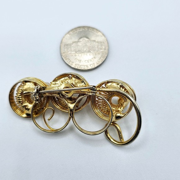 Faux Pearl Brooch Wire Circle Swirl Trio Goldtone Vintage Pin - Picture 6 of 8